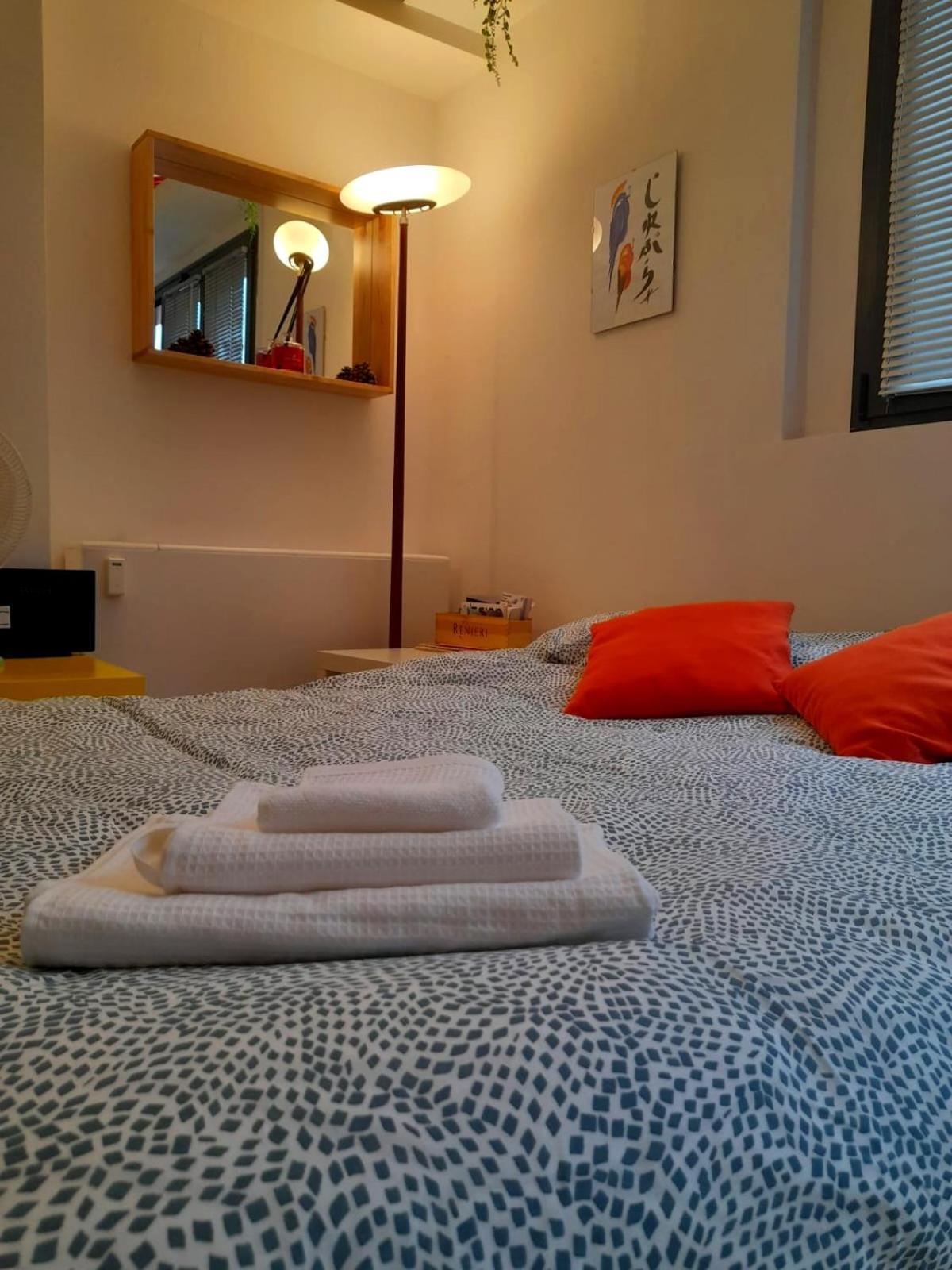 Gemme Fiorentine Apartments In Front Of The Train Station 5 Minutes From The Centre Free Parking Florencia Exterior foto